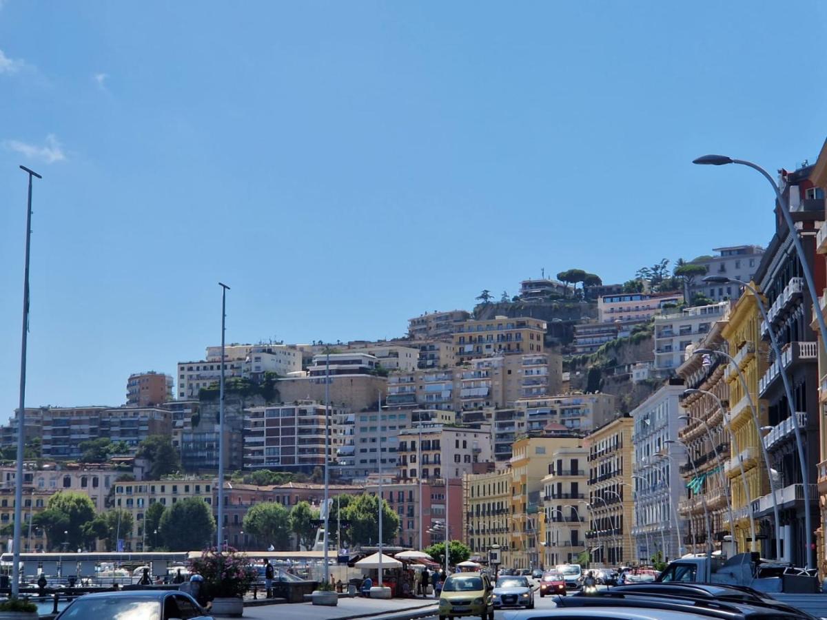 Suites Caracciolo Неаполь Экстерьер фото